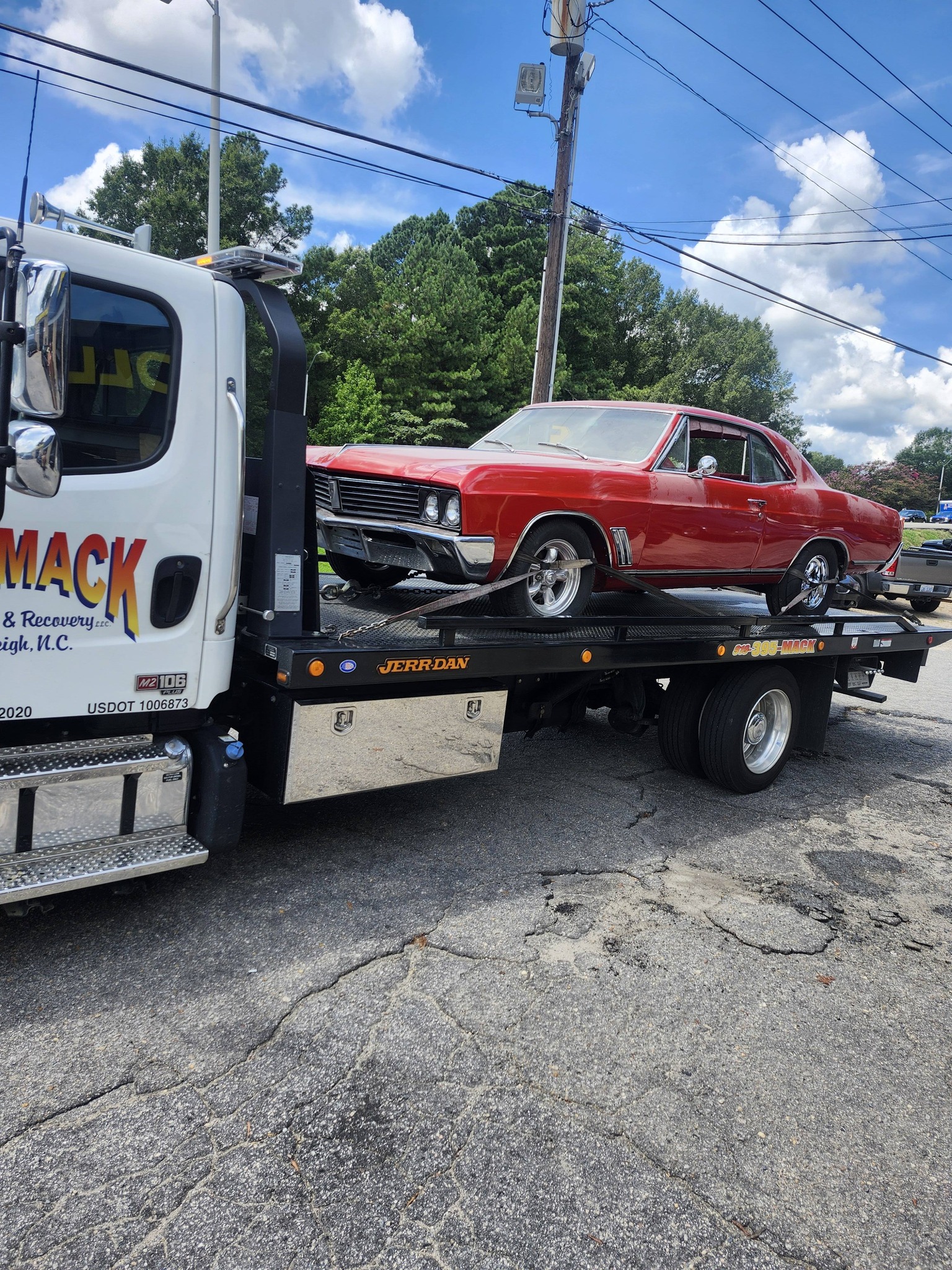 Big Mack Towing (11)
